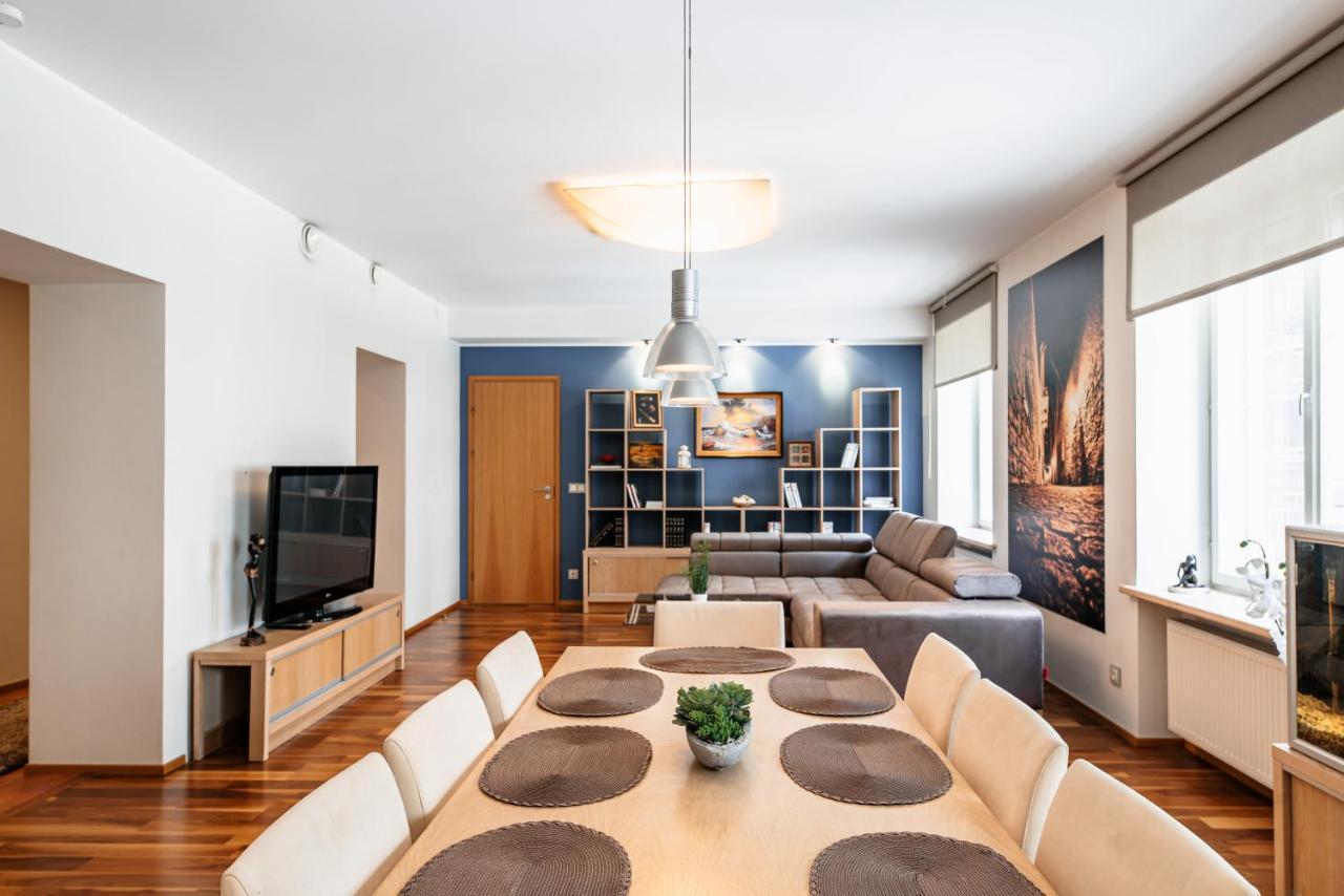 Airhome - Golden Fish Apartament *