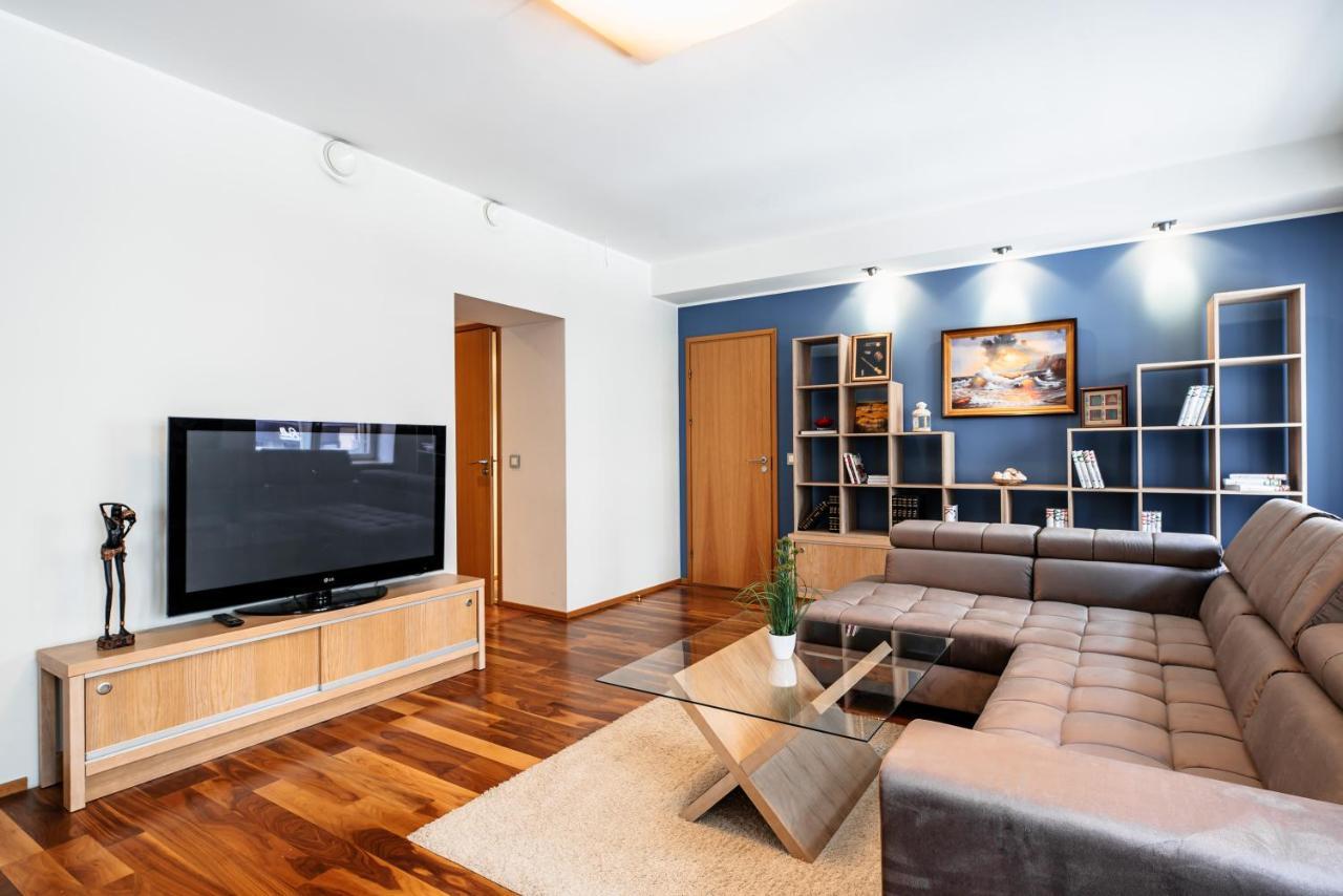 Airhome - Golden Fish Apartament *
